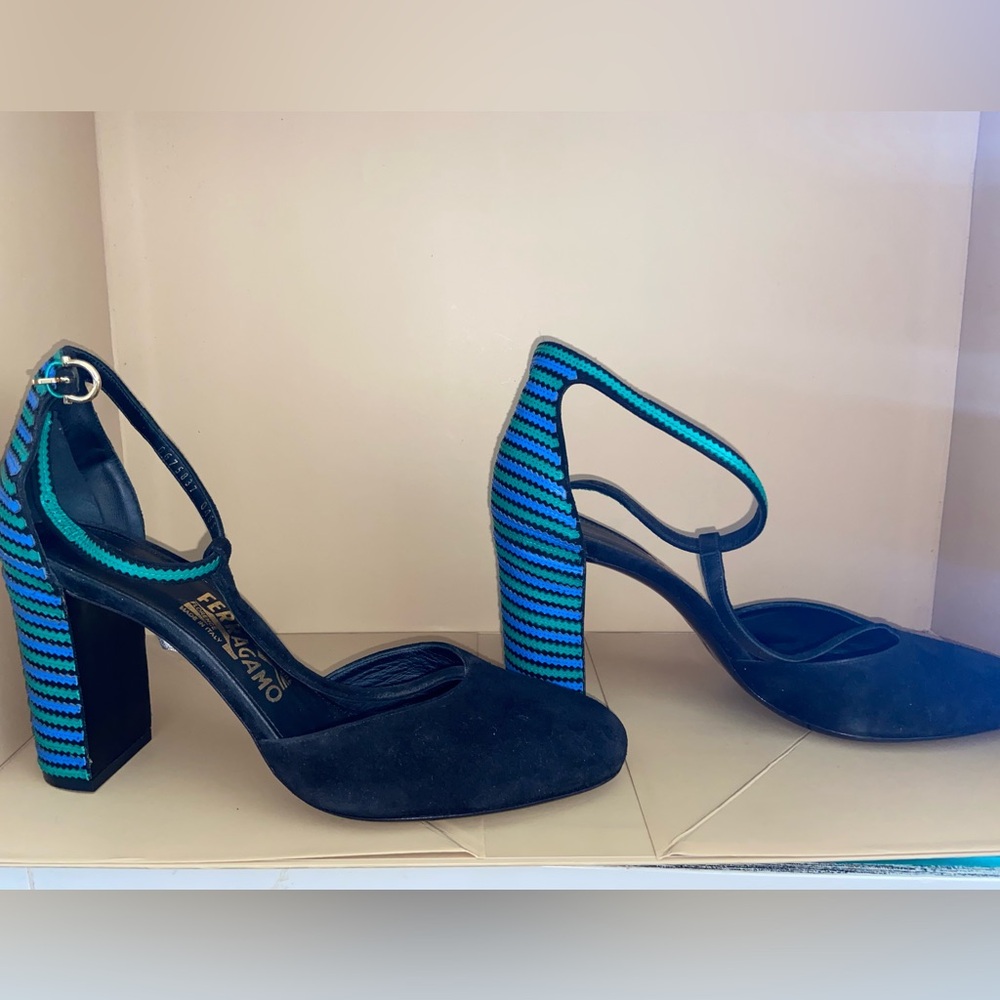 Beautiful color block Salvatore Ferragamo chunky t-strap heel.